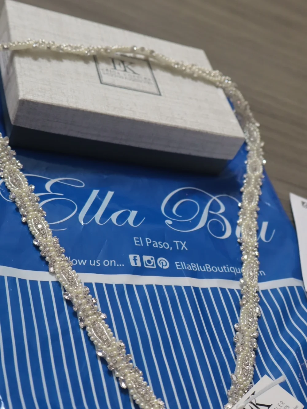 Ella Blu Cream Pearl Beaded Rope Necklace by